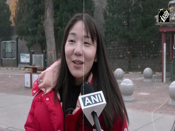 Chinese Journo hums Bollywood song, expresses hope for stronger India-China friendship