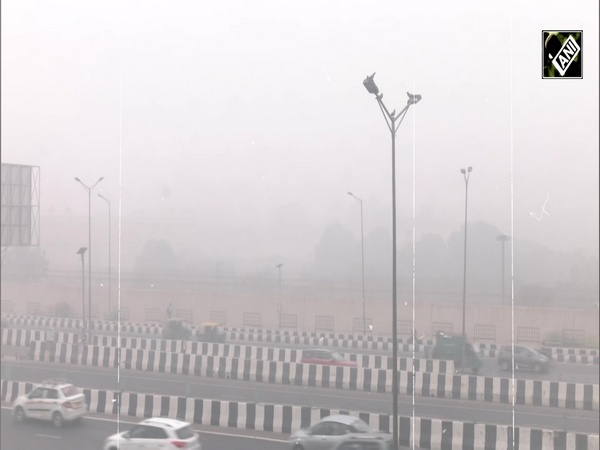 No relief from hazardous pollution in Delhi, as AQI remains in 'Very Poor' category