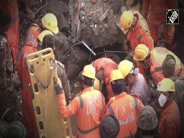 Mohali building collapse: Death toll rises to 2Mohali building collapse: Death toll rises to 2