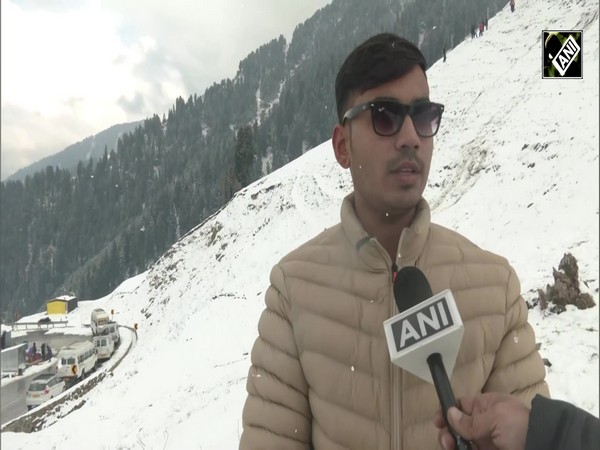 J&K: Doda’s Bhaderwah looks mesmerizing after snowfall, tourists flock to enjoy snowy bliss