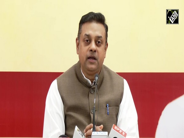 “New low in Indian politics,” BJP’s Sambit Patra berates Gandhis as Manmohan memorial row peaks