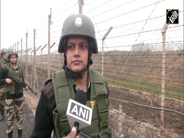 BSF troops continue to patrol in inclement weather in RS Pura sector, Jammu ahead of New Year