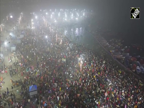 Devotees throng Triveni Sangam bank as Maha Kumbh commences