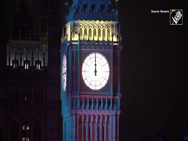 Big Ben rings out as New Year’s fireworks display light up London