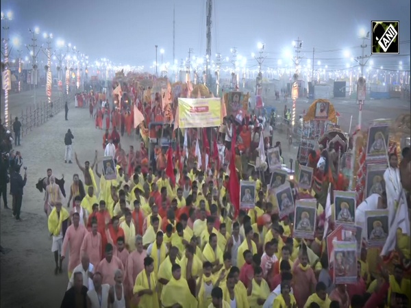 Maha Kumbh Amrit Snan: Thousands of devotees take holy dip at Triveni Sangam on 'Basant Panchami'