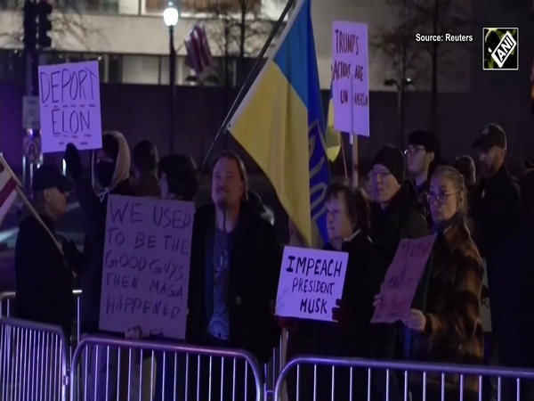 Activists hold protest during US Trump speech to Congress in solidarity with Ukraine