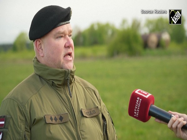 NATO Paratroopers launch airborne operation near Belarus border in ‘Swift Response 25’ drills