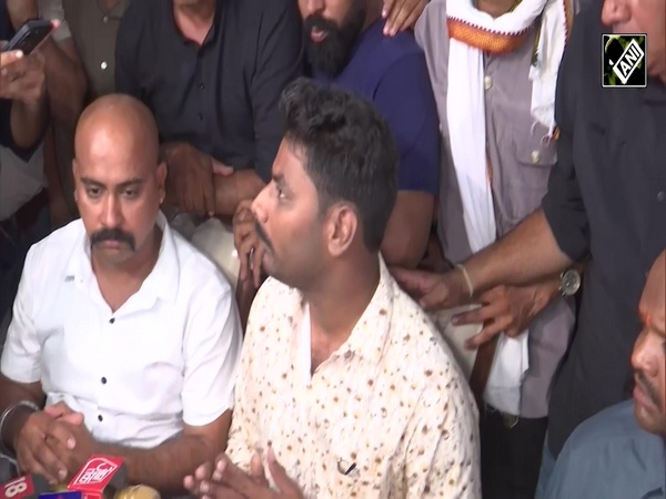 Dramatic Twist! Sonam’s brother Govind addresses media with Raja Raghuvanshi’s brother|Meghalaya