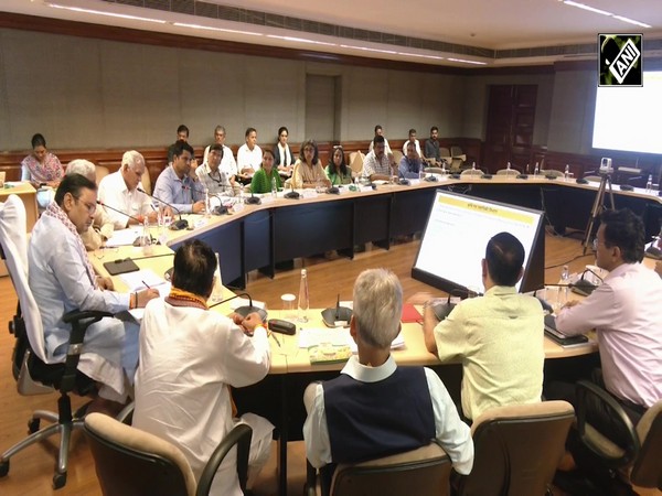 CM Bhajanlal Sharma holds review meeting of ‘Integrated Farming System’ in Jaipur at his residence