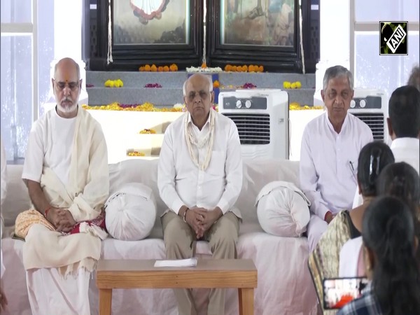 Gujarat Chief Minister Bhupendra Patel attends prayer meet at Kirti Mandir on Gandhi Jayanti