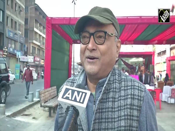 SKUAST Kashmir and SMC host vibrant Gul e Dawood Flower Show at Ghanta Ghar Lal Chowk Srinagar