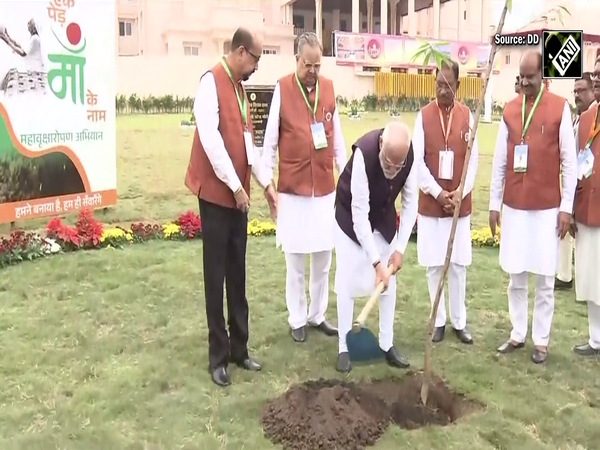 PM Modi unveils statue of Ex-PM Atal Bihari Vajpayee at new building of Chhattisgarh Vidhansabha