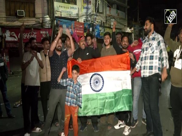 Fans celebrate across India as Women in Blue defeats South Africa to lift ICC trophy | World Cup Final