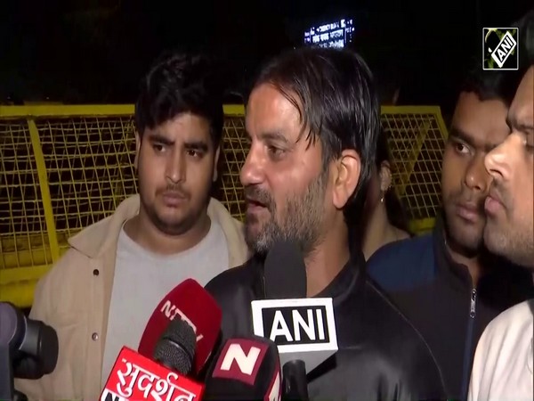 ‘Haath Pair Fate the, Bheja Bahar Tha…’ Ambulance Driver narrates horrific aftermath post blast