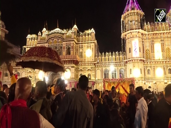 Nepal: Janakpurdham comes alive with Bibah Panchami celebrations