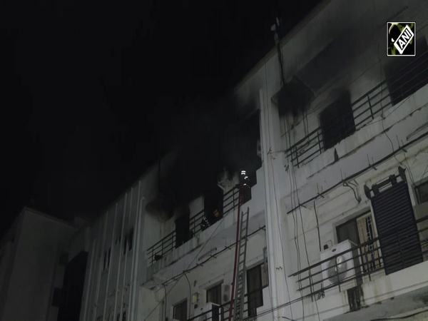 Massive Fire Breaks Out at LIC Office in Madurai’s Periyar area, rescue operation intensifies