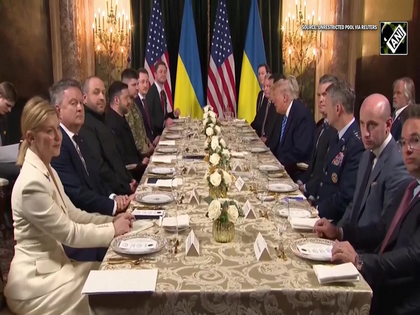 US Donald Trump hosts dinner for Ukrainian President Volodymyr Zelenskyy during US visit