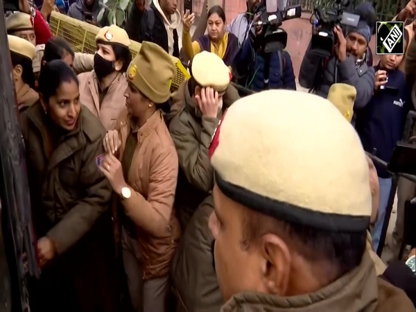 Unnao Rape Case: Protest breaks out outside Supreme Court ahead of Kuldeep Sengar Bail Plea Hearing