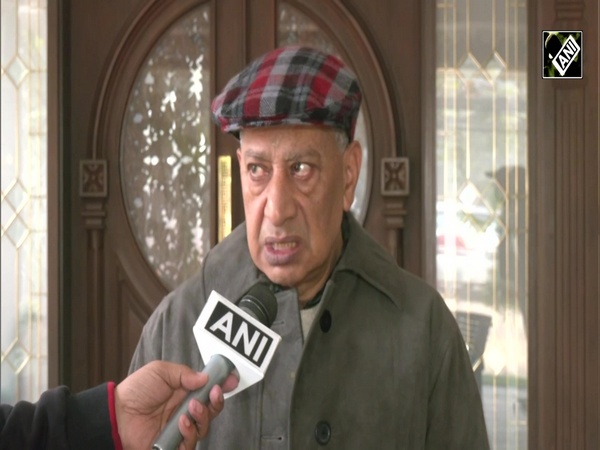 Ex-DGP SP Vaid raises concerns over ‘suspected’ Pakistani drones sighted along Line of Control