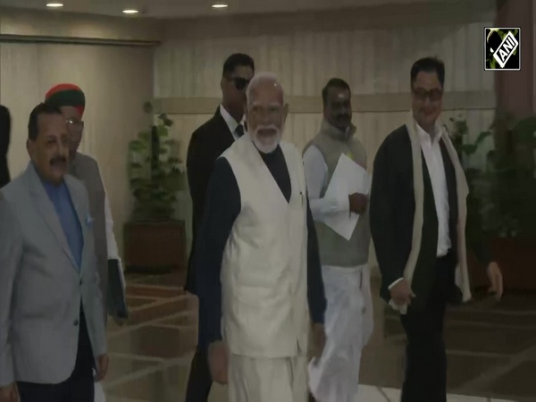 “Thank You” PM Modi’s warm reply after reporters congratulate him on India-US trade deal