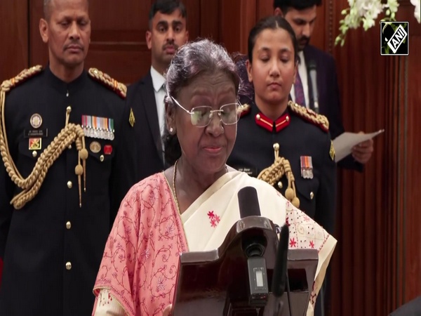 President Murmu hosts banquet for Seychelles Prez Patrick Herminie at Rashtrapati Bhavan