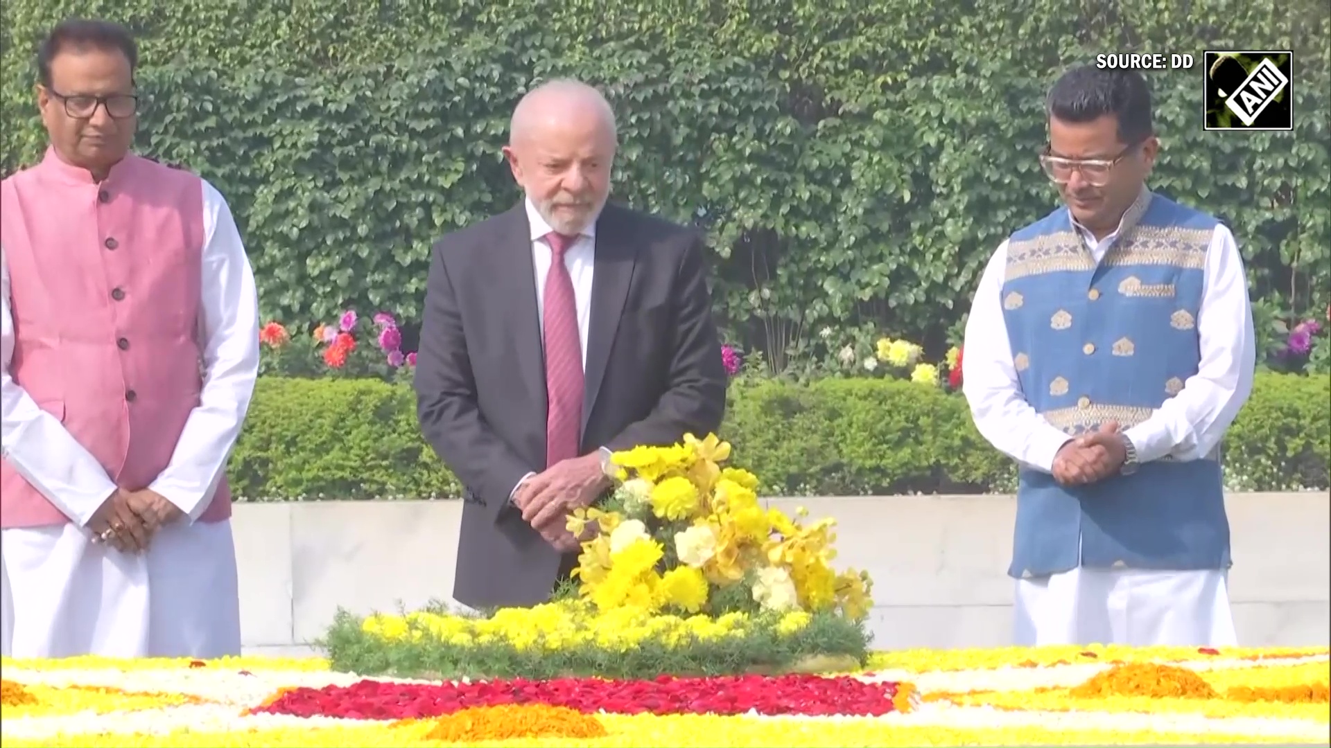 Brazilian President Lula pays floral tribute to Mahatma Gandhi at Rajghat