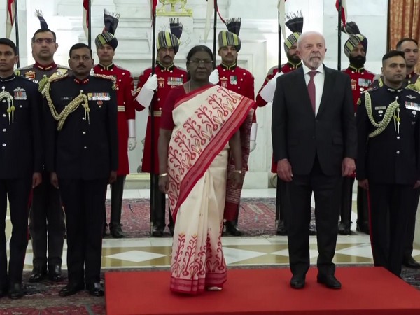 Prez Draupadi Murmu hosts banquet for Brazilian Prez Luiz Inácio Lula da Silva at Rashtrapati Bhavan