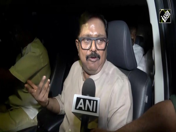 Alliance drama in TN, AMMK Gen Secy accuses Vijay’s TVK of using forged document, backs EPS for CM