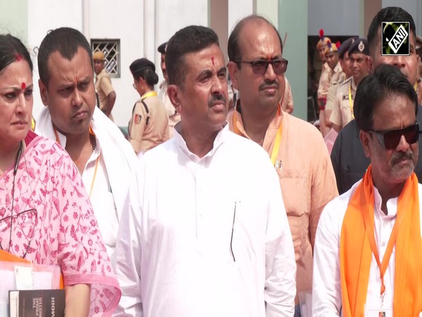 “जल्दी जल्दी भागो नहीं तो”: Bengal CM Suvendu Adhikari’s ‘blunt’ warning to Bangladeshi infiltrators