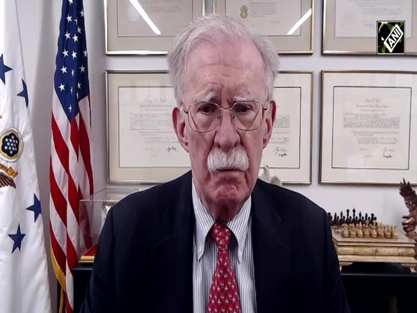 Ex Trump Advisor says US Iran deal favours Tehran, warns on Hormuz and nuclear risk