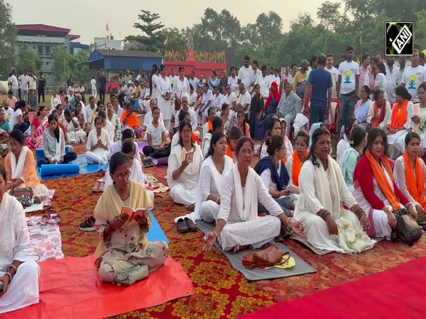 West Bengal Min Dilip Ghosh participates in Gita Path and Yoga Session ahead of Int’l Yoga Day