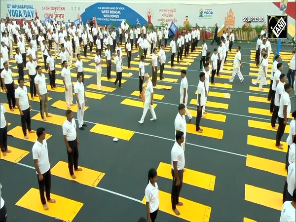 International Yoga Day: PM Modi leads from the front from Red Road, Kolkata
