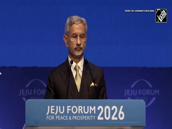 Must Watch Video! “Fragmented world good or bad”? EAM S Jaishankar explains in 12 minutes