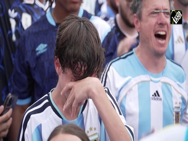 Argentina fans erupt in celebration as Albiceleste defeat England 2-1 to reach World cup final