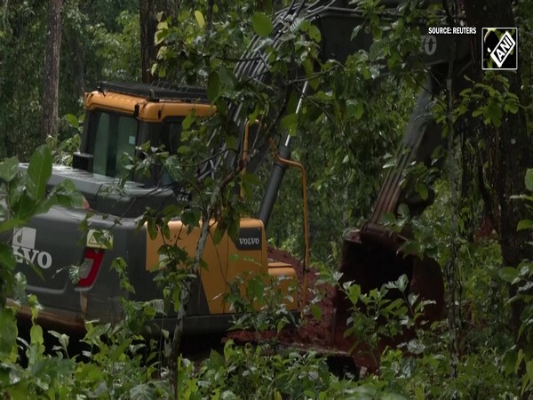 Nepal’s Flood Dead: Mass burials begin for unidentified victims as families search for loved ones