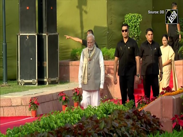 PM Modi pays tribute to Lal Bahadur Shastri at Vijay Ghat on his birth anniversary