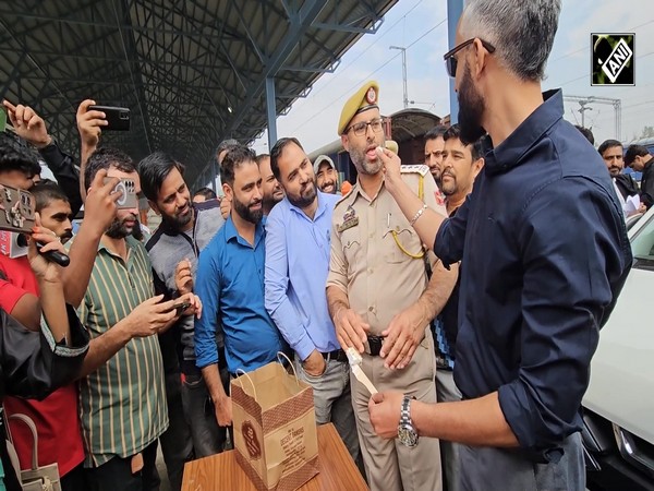 Kashmir receives first automobile rake by rail with 116 Maruti Suzuki cars in Anantnag