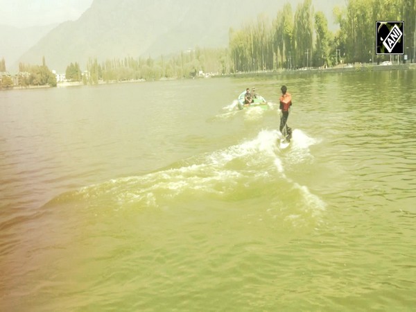 J&K: Water Skiing becomes new adventure sports for youths at Dal Lake