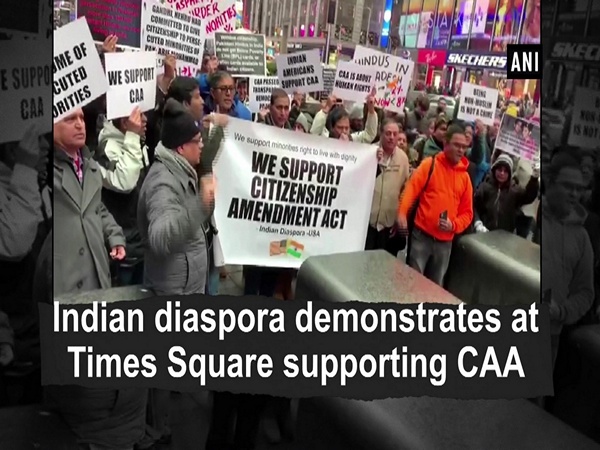 Indian diaspora demonstrates at Times Square supporting CAA