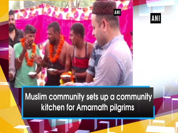 Muslim community sets up a community kitchen for Amarnath pilgrims