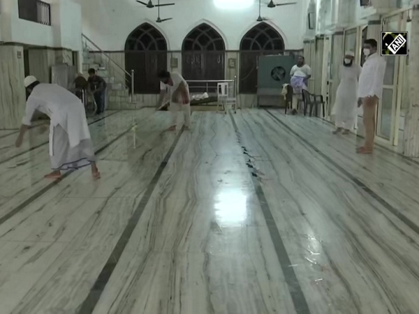 COVID-19: Preparations underway at Lucknow’s mosque ahead of re-opening