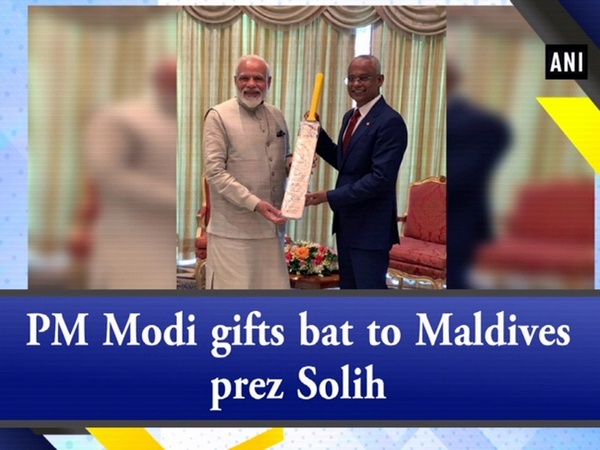 PM Modi gifts bat to Maldives prez Solih