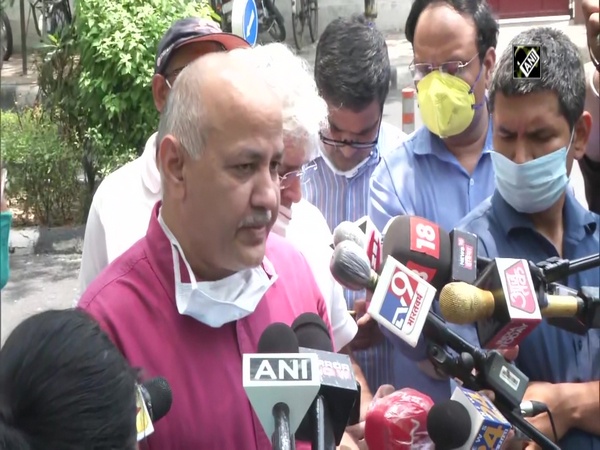 5.5 lakh COVID cases expected by July 31, will need 80,000 beds: Manish Sisodia