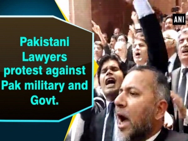 Pakistani Lawyers protest against Pak military and Govt.