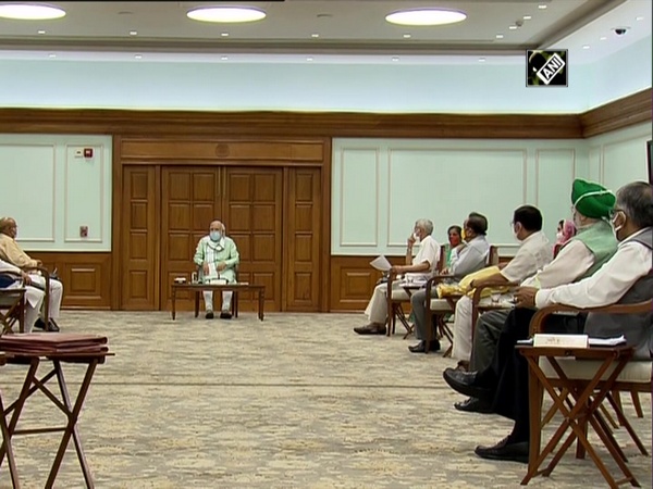 PM Modi chairs Union Cabinet meeting