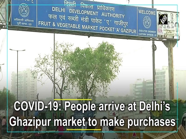 COVID-19: People arrive at Delhi’s Ghazipur market to make purchases