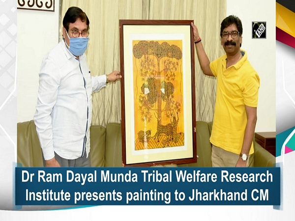 Dr Ram Dayal Munda Tribal Welfare Research Institute presents painting to Jharkhand CM
