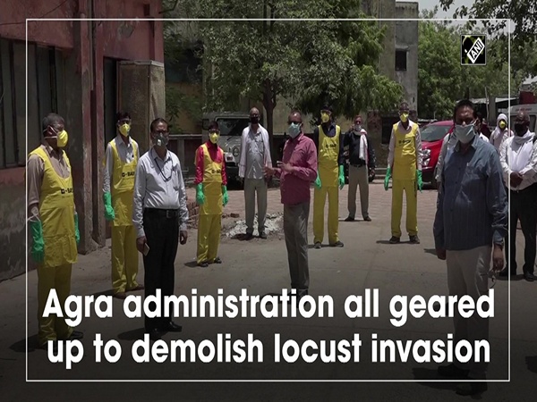 Agra administration all geared up to demolish locust invasion