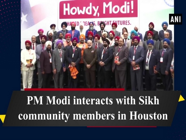 PM Modi interacts with Sikh community members in Houston